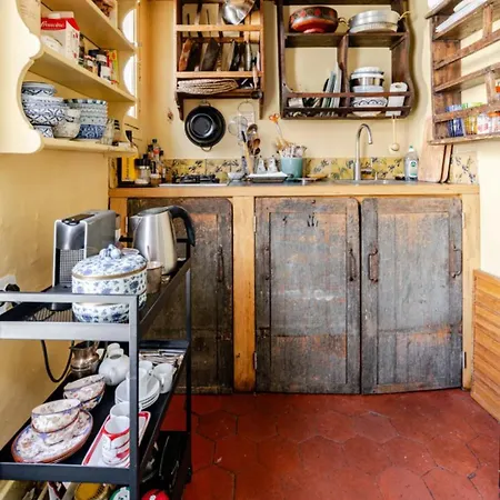 Atelier D Artiste En Plein Coeur Du Marais * 파리