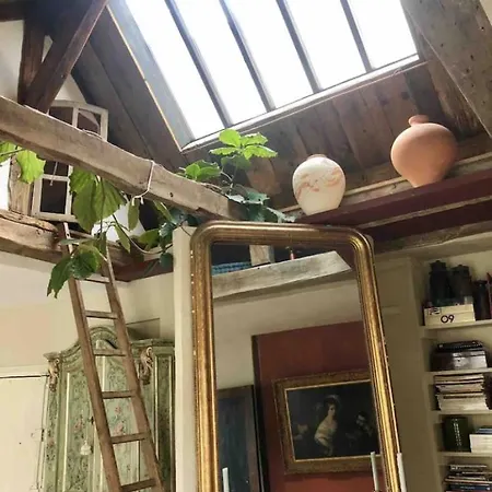 Atelier D Artiste En Plein Coeur Du Marais 아파트 *